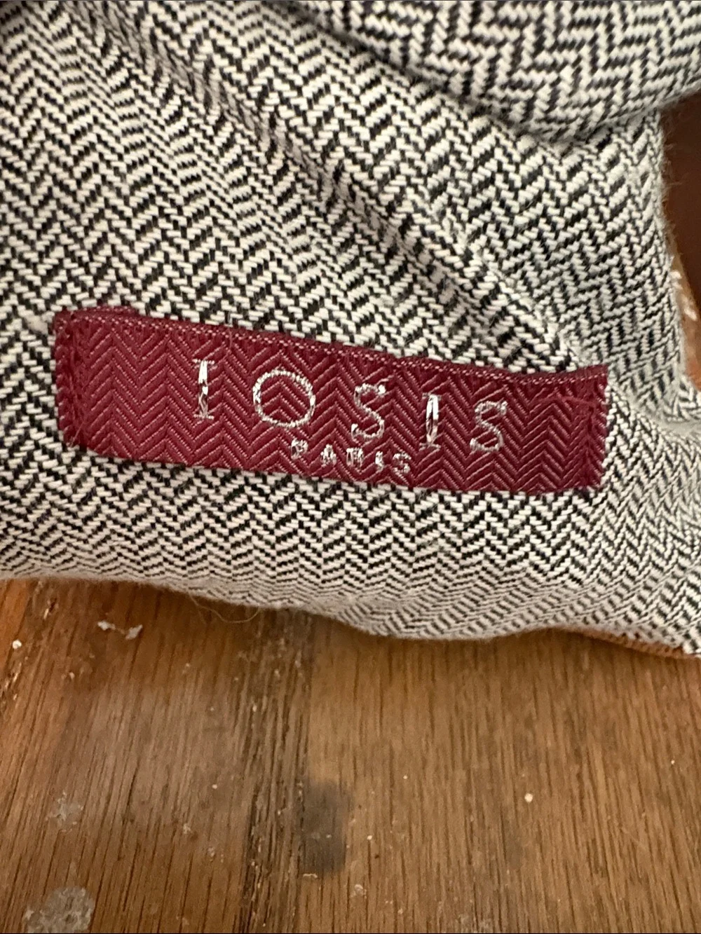 IOSIS Paris Dog tapestry decorative pillow with down cushion. 17 x 17 inches